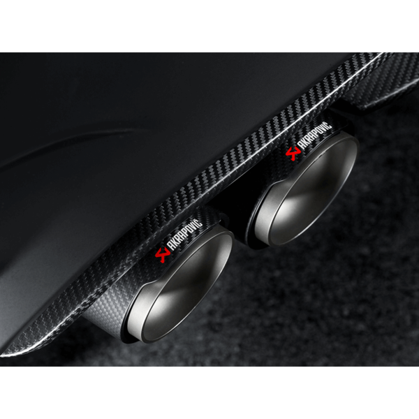 AKRAPOVIC TITANIUM EVOLUTION SYSTEM FOR M3 AND M4 (F80 AND F82) WITH CARBON TAIL PIPES