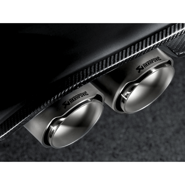 AKRAPOVIC TITANIUM EVOLUTION SYSTEM FOR M3 AND M4 (F80 AND F82) WITH TITANIUM TAIL PIPES